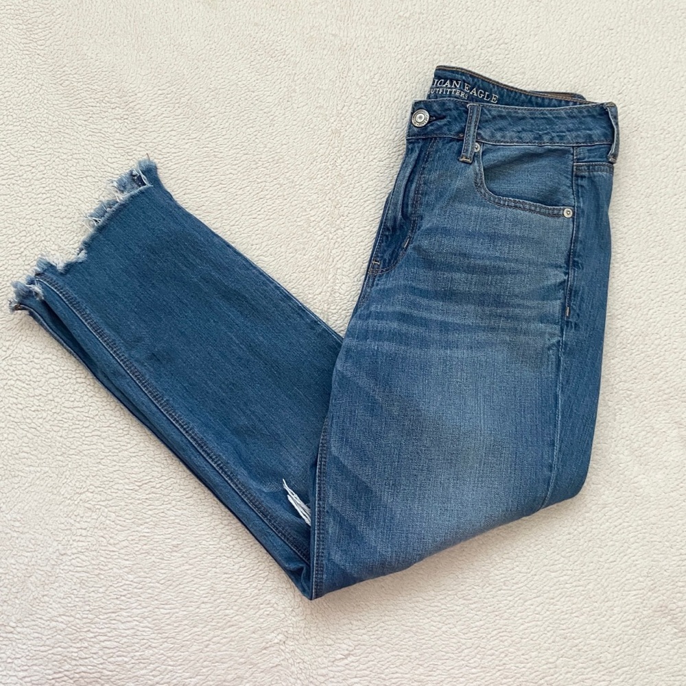 American Eagle Hi-Rise Tomgirl Jeans - Picture 12 of 16